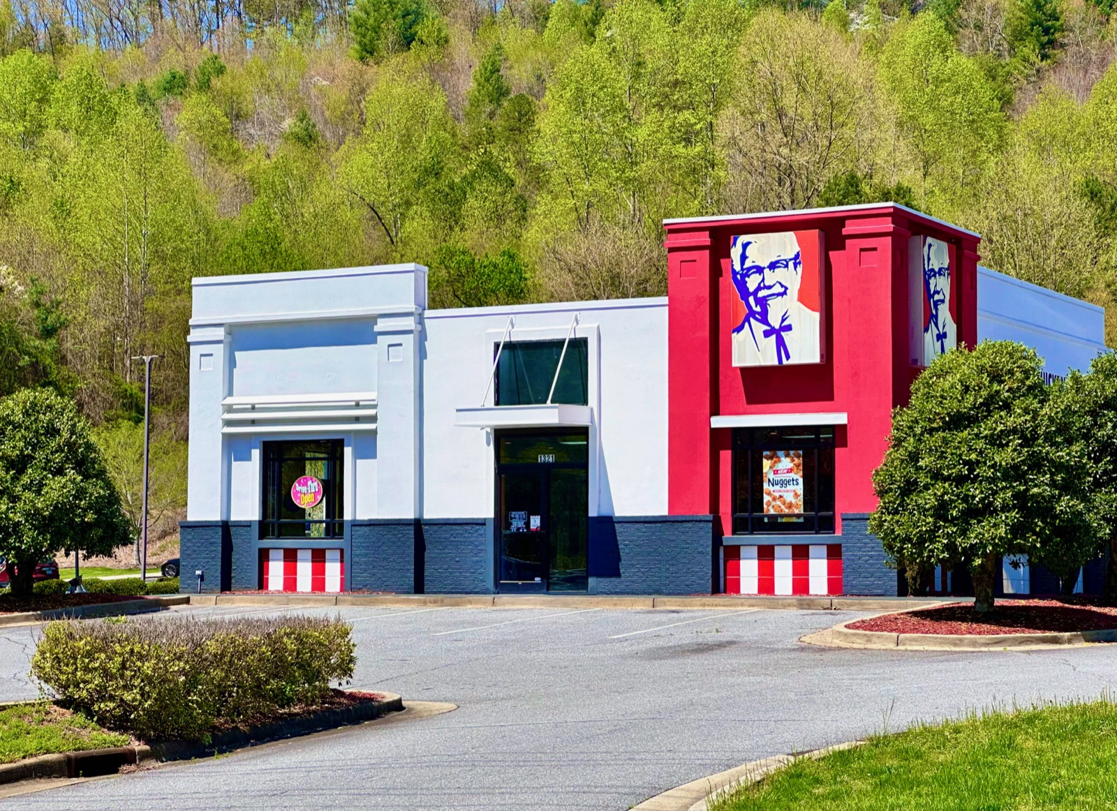 Modern roadside KFC restaurant in Murphy, North Carolina